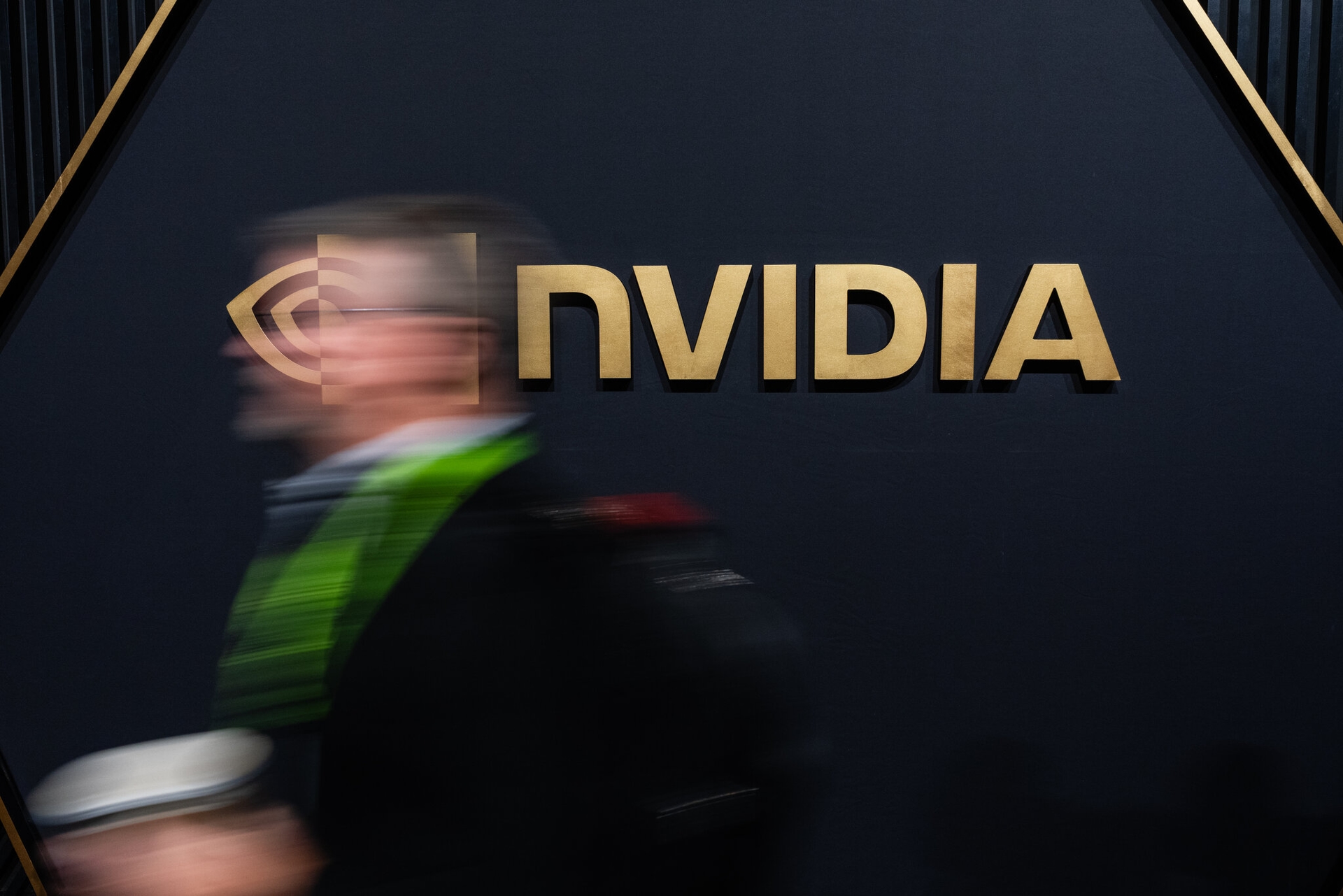 Nvidia reaches $5 trillion and consolidates its power in the rise of AI