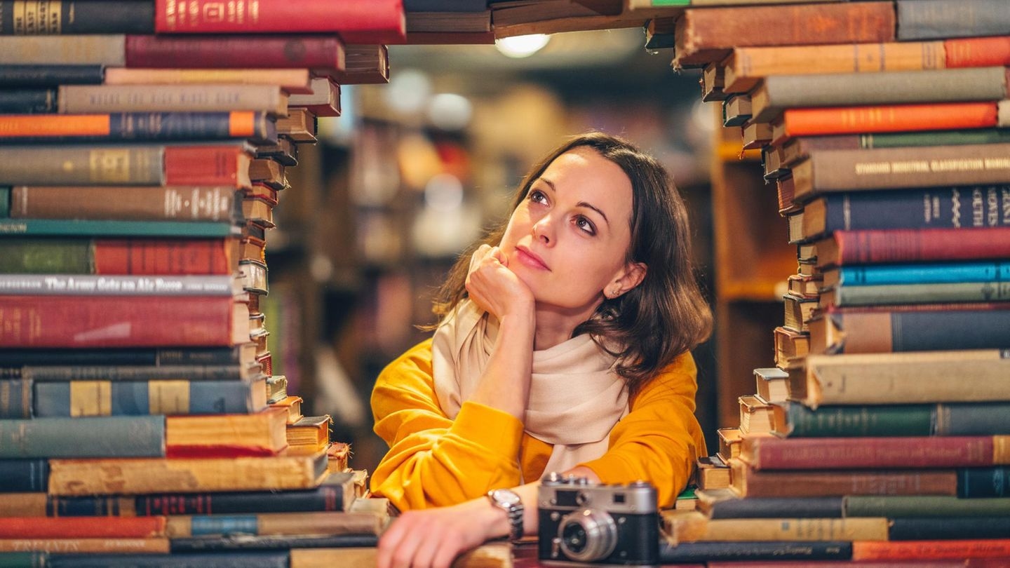 "Quem quer comer o caroço...": Qualquer pessoa que consiga completar facilmente esses 5 provérbios impressiona com um QI > 120.