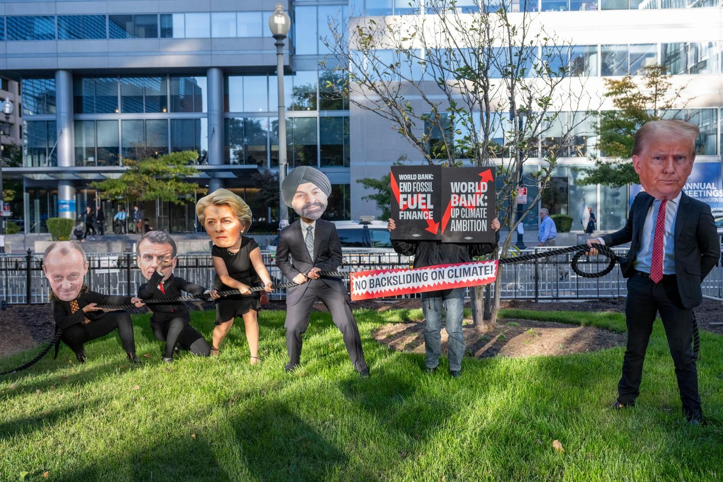 Just days before the opening of COP30, Donald Trump claims to have "won the war against the climate change hoax."