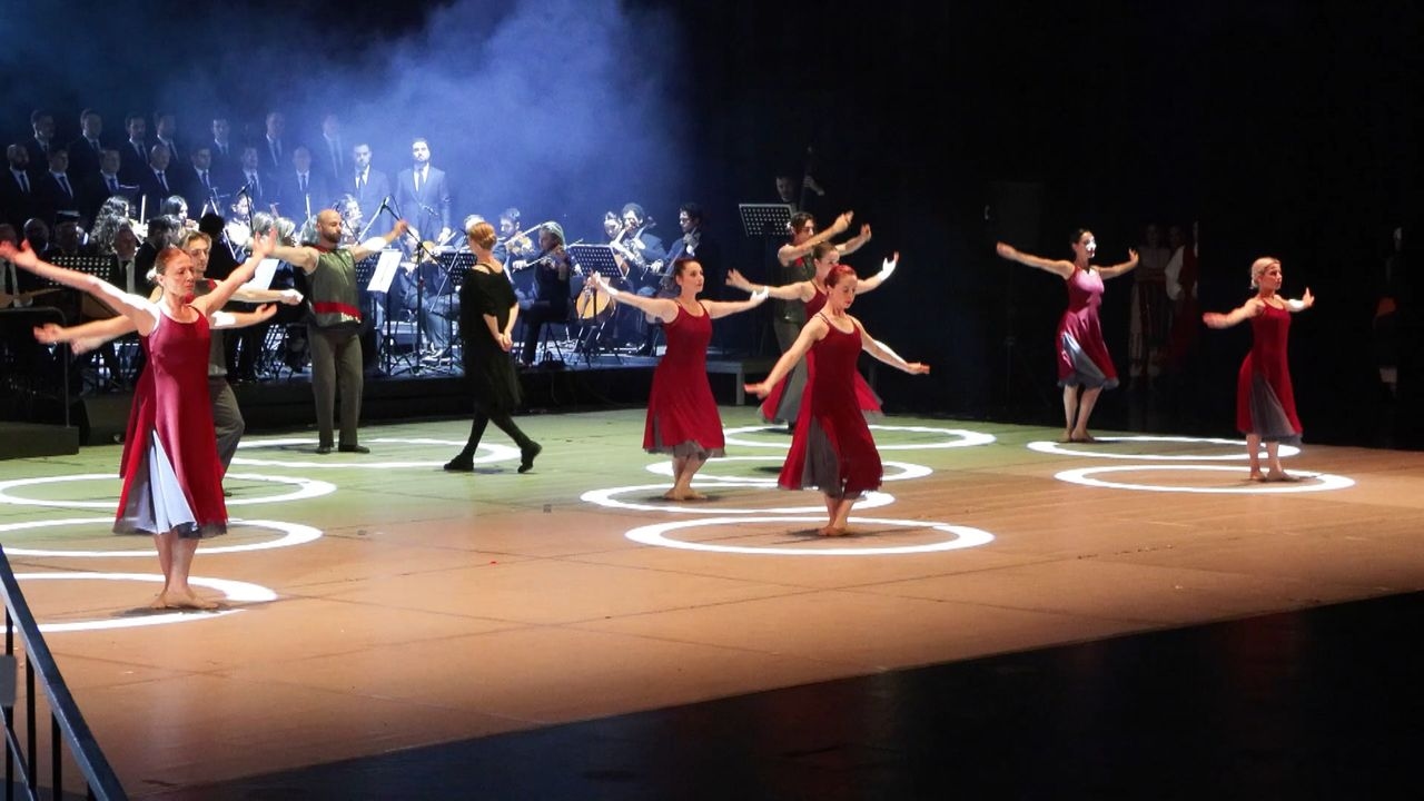 The 90th anniversary of the General Directorate of Fine Arts was celebrated at the Atatürk Cultural Center (AKM).