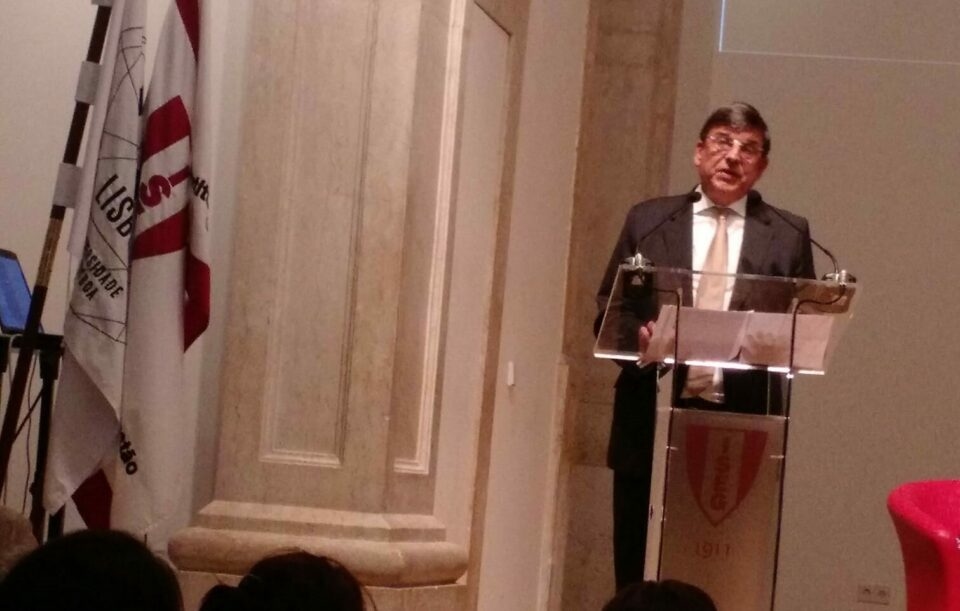 El abogado García Pereira pide a la Fiscalía General que disuelva Chega por violar la Constitución.