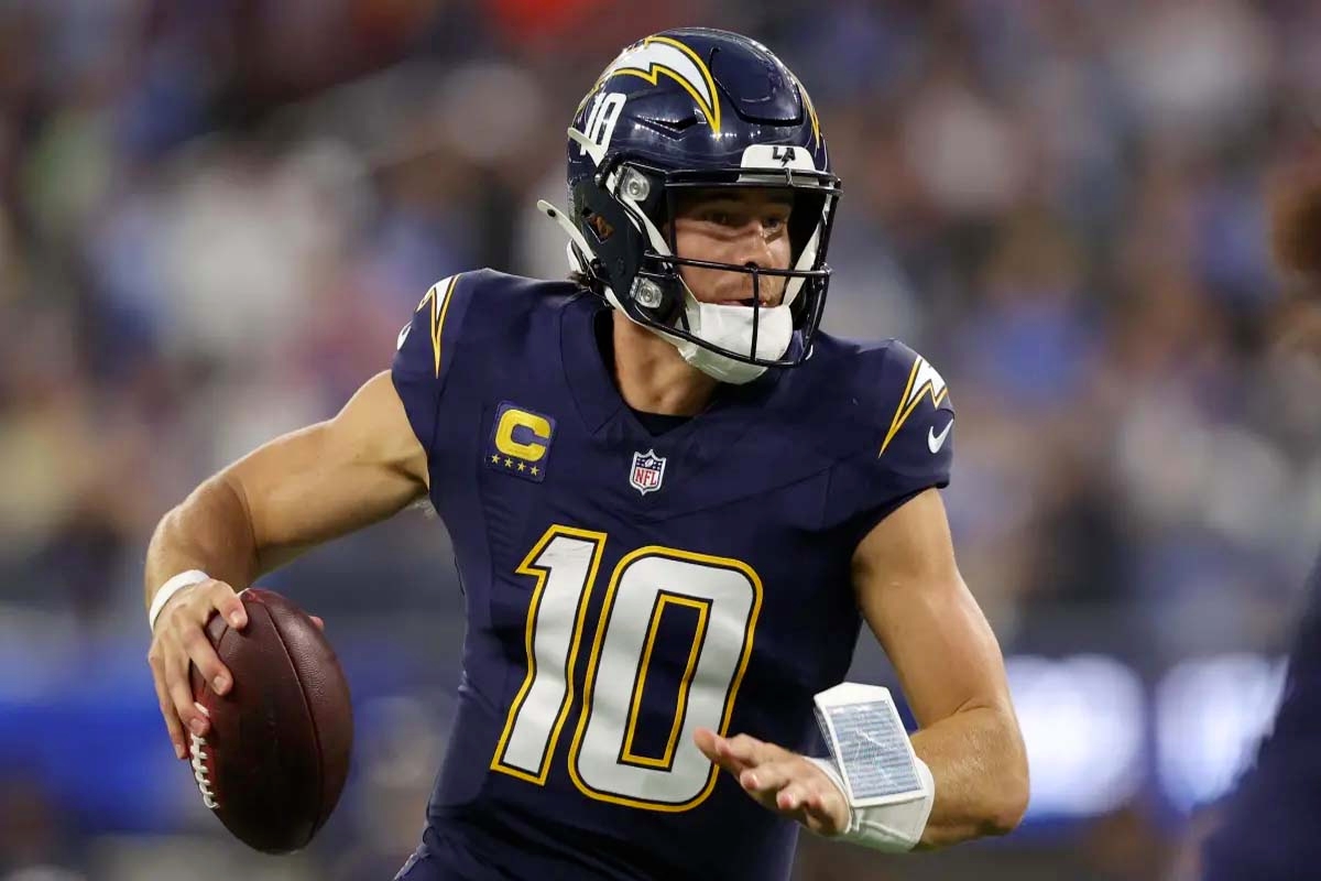 Chargers, Herbert ve Vidal'ın önderliğinde Vikings'i 37-10 yendi