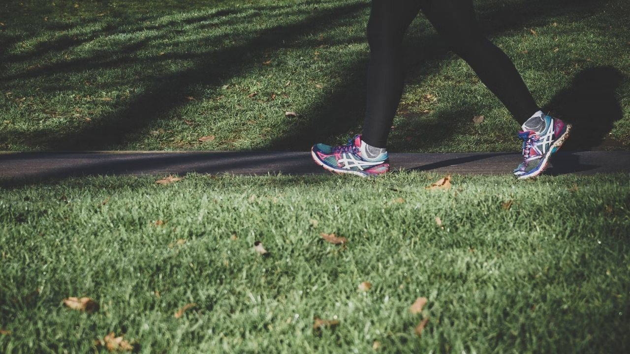 Caminar 15 minutos al día es bueno para el corazón