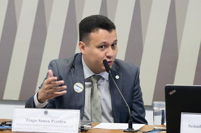 Diretor da Anac diz que comércio caro em aeroportos ajuda a reduzir tarifa