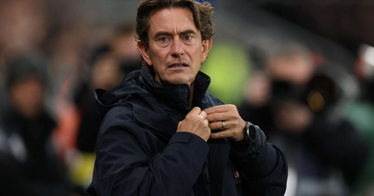 Un club della Premier League sta attraversando una grave crisi di infortuni nella sua squadra.