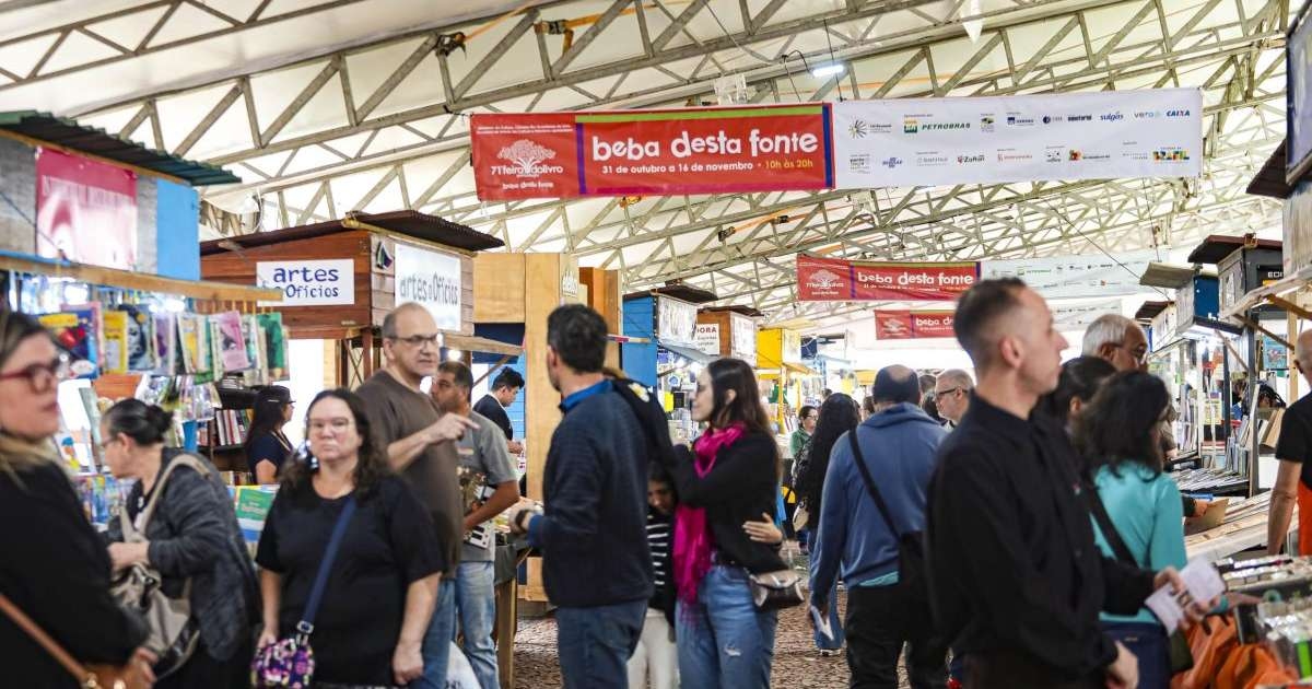 Le Salon du livre de Porto Alegre ouvre officiellement ses portes dans le centre historique.