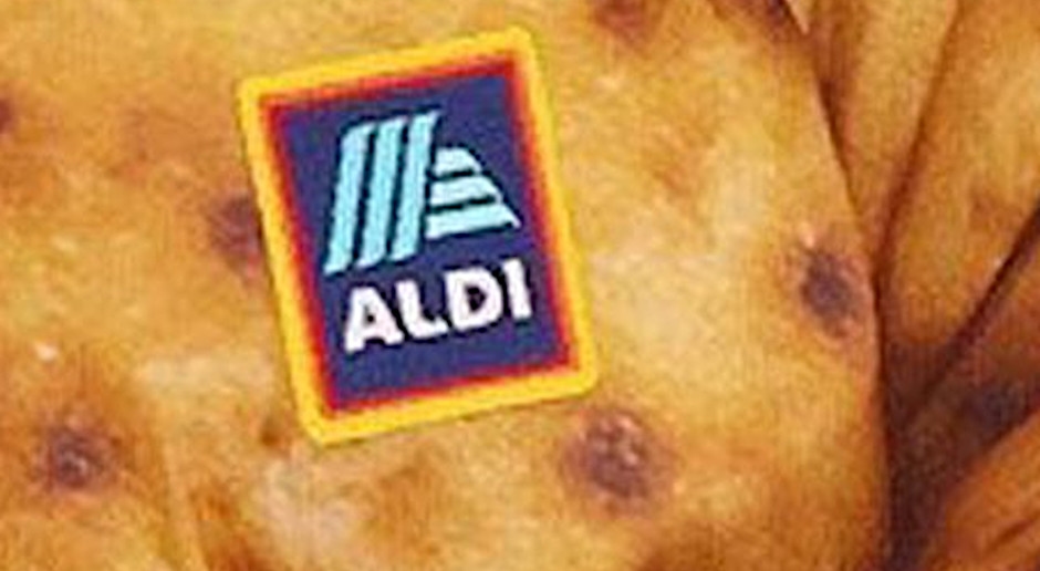 Nem Moncler, nem Adidas. Esta jaqueta de inverno da Aldi tem estado em toda a internet nos últimos dias.