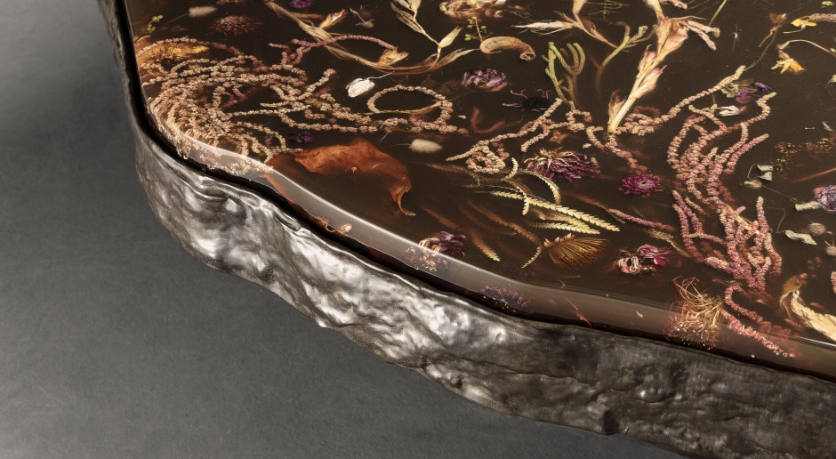 WELL ART: Marcin Rusak e suas cápsulas do tempo de resina