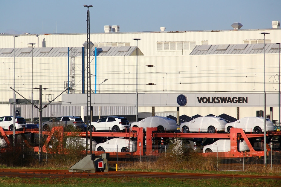 El sorprendente anuncio de la compañía: Volkswagen no suspenderá la producción después de todo.