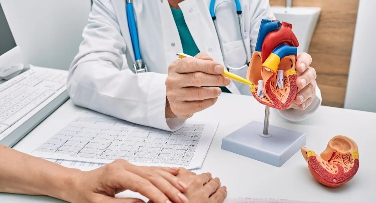 Médicos de Zabrze: a radioterapia é segura para pacientes com marca-passos modernos.