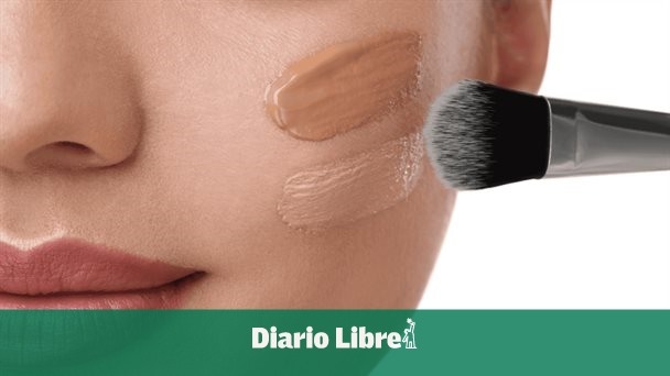 Flüssiges Make-up: Der Trend, der die Haut zum Strahlen bringt und verschönert