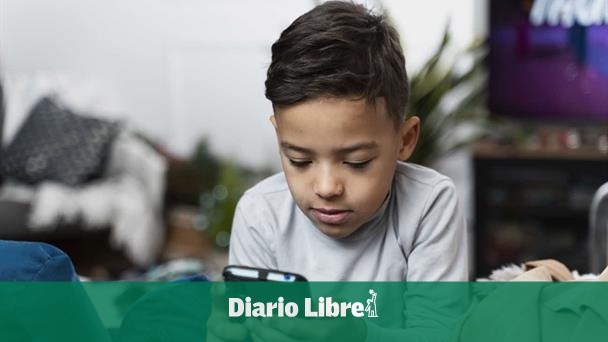 What is childhood nomophobia?