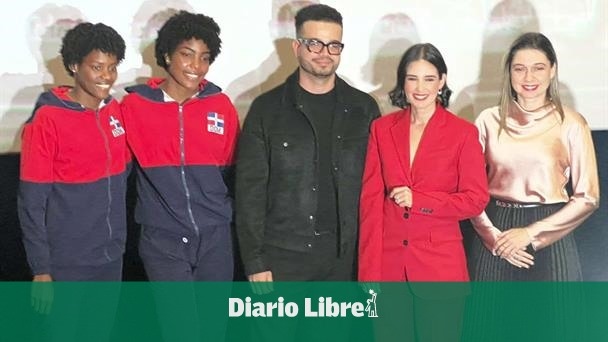 Marileidy Paulino und ein Stuntdouble begeistern das Publikum im Teaser zu „Marileidy“.