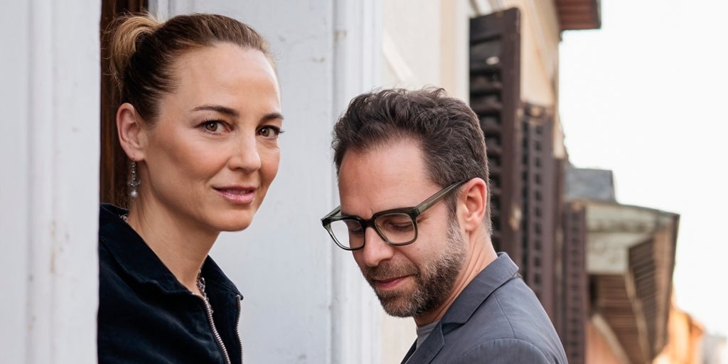 Leonor Watling: "Ninguém mais se apaixona por um amigo de um amigo, agora tudo é feito por meio de um aplicativo. O clique invadiu tudo."