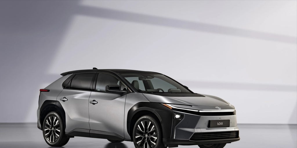 Toyota remains the world's sales leader as it closes its first half of the year