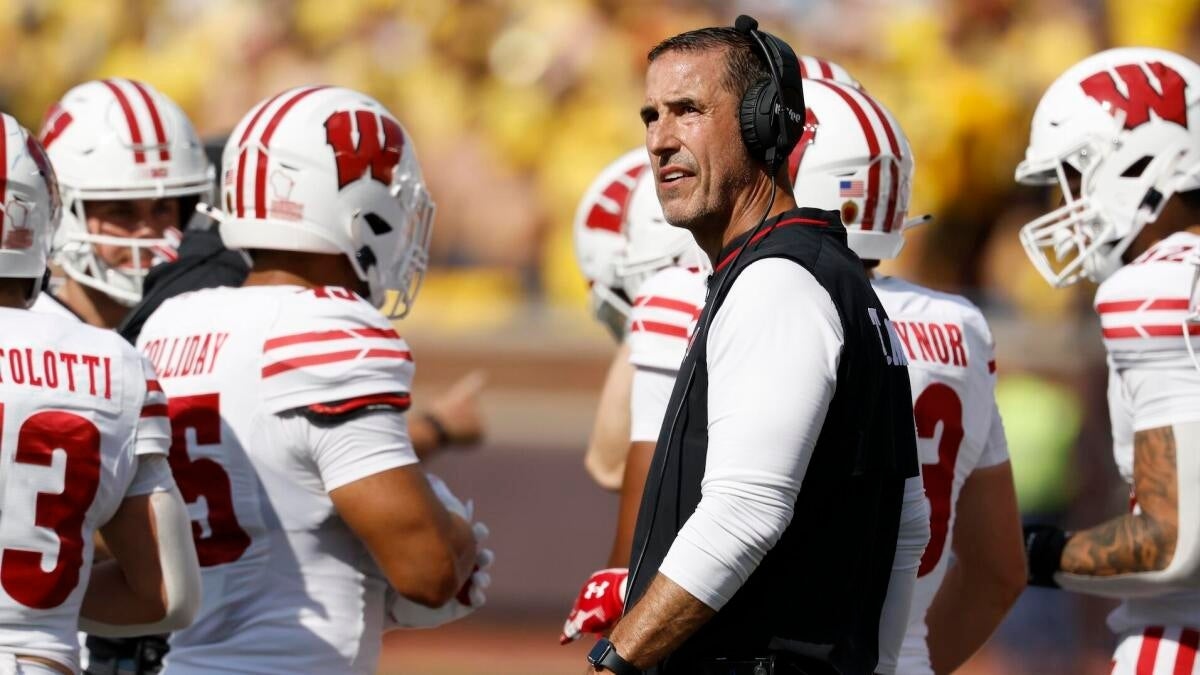 Bottom 25 college football rankings: Wisconsin, Purdue enter while resurgent UCLA miraculously escapes