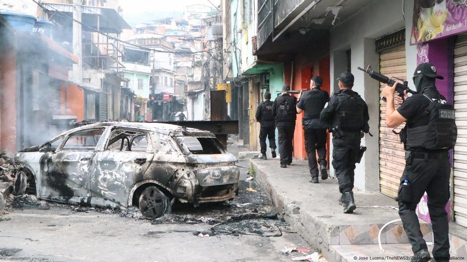 Más de 60 muertos en operativo policial en Río de Janeiro