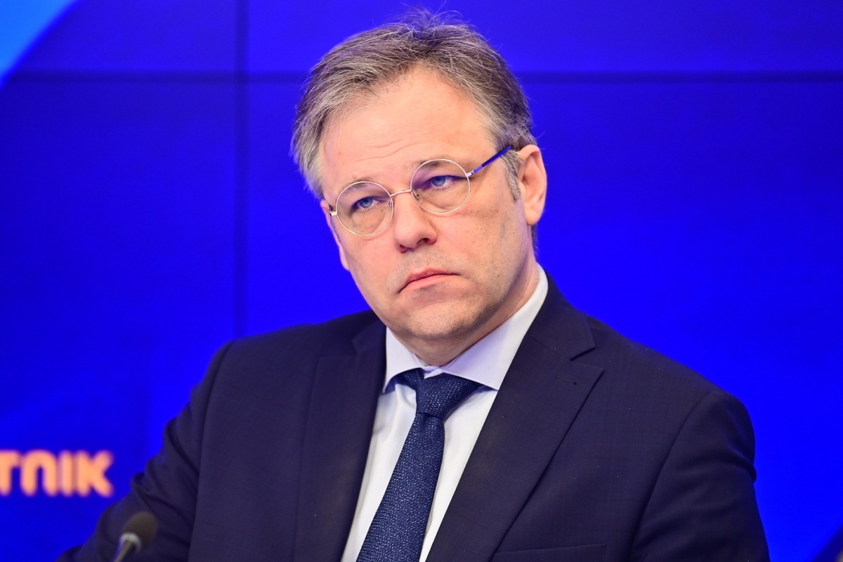 Ukraine is embarrassed to show the truth to foreign human rights activists, the Foreign Ministry stated.