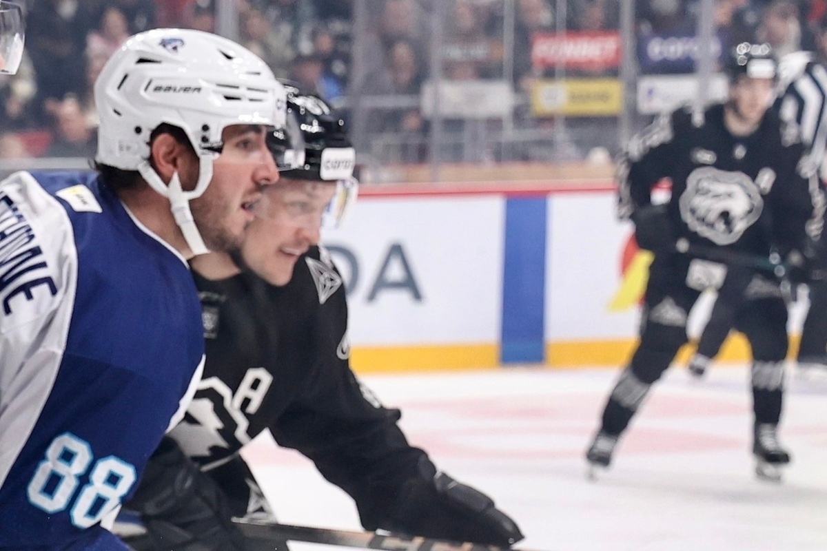 Stürmer Vecchione: Barys hat sich im Spiel gegen Traktor selbst in eine schwierige Lage gebracht.