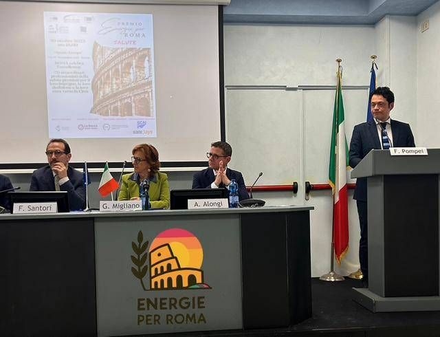 O neurologista Rossini ganha o prêmio "Energia para Roma - Saúde".