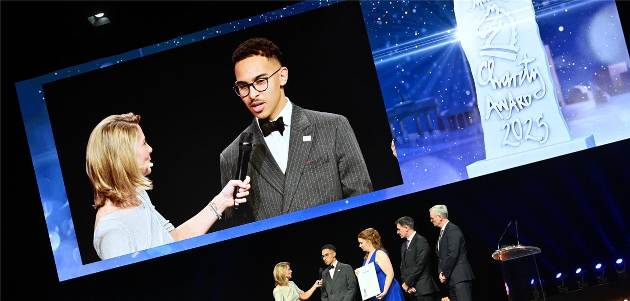 ¿No tienes ni idea de reanimación? Los estudiantes imparten competencias.