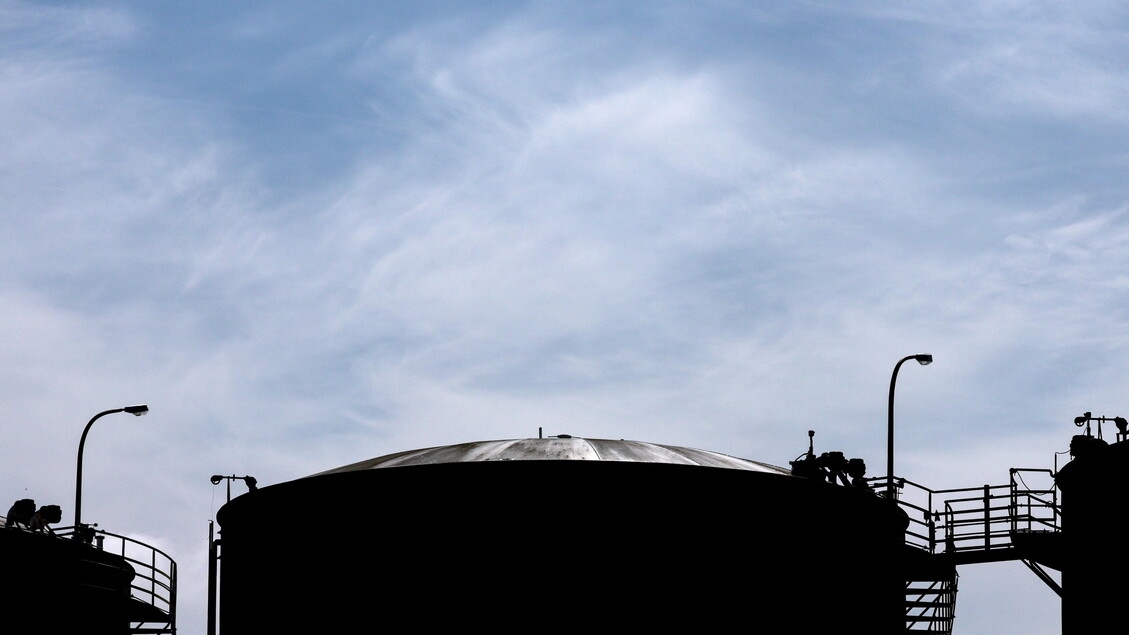 Ropa naftowa zamknęła się wyżej na giełdzie w Nowym Jorku na poziomie 60,86 USD