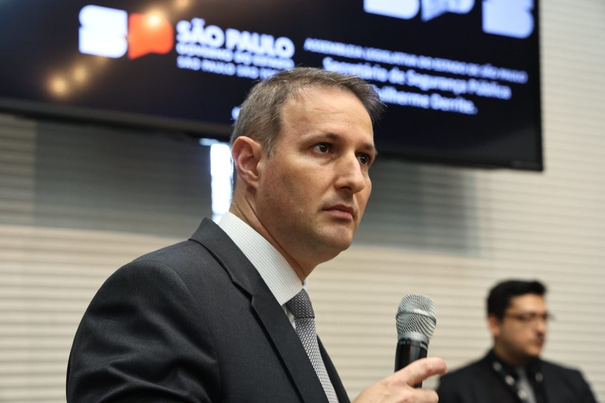 Derrite, çete karşıtı yasa tasarısında 40 yıla kadar hapis cezası ve af vetosu öneriyor.