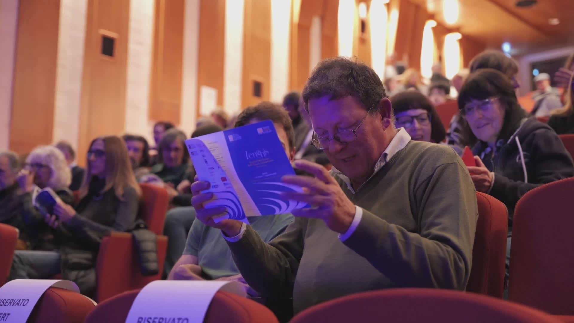 Sicilian, Sardinian and klezmer music on stage at the Lenghis Festival