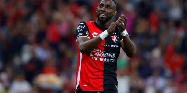 Julián Quiñones torna a vestire la maglia dell'Atlas