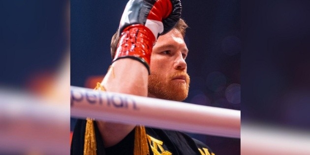 'Canelo' Álvarez shows his recovery after surgery