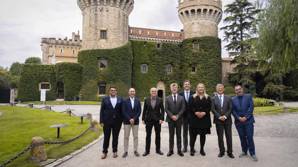 L'Orchestra di Bayreuth, diretta da Heras-Casado, intraprenderà una tournée storica in Spagna.