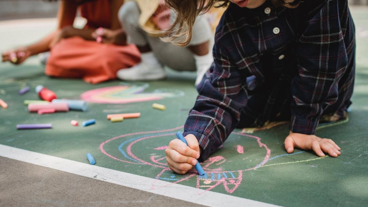 Why does Spain have the highest rate of child poverty? Because of flawed public policies.