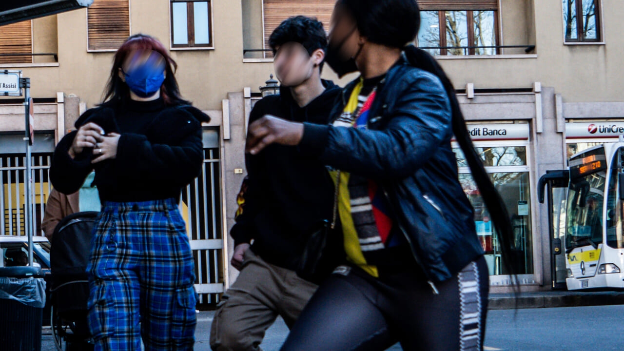 Buscan respeto en las calles: un mapa de los matones y pandillas infantiles de Milán (incluidas las femeninas).