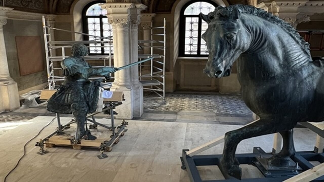 Gattamelata e seu cavalo descansam no antigo museu cívico: os próximos passos