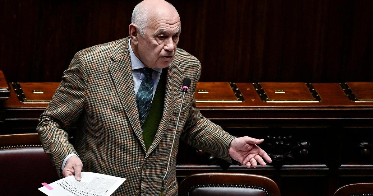 Сенат обсудит реформу правосудия на заключительном этапе, уделив особое внимание разделению карьеры.