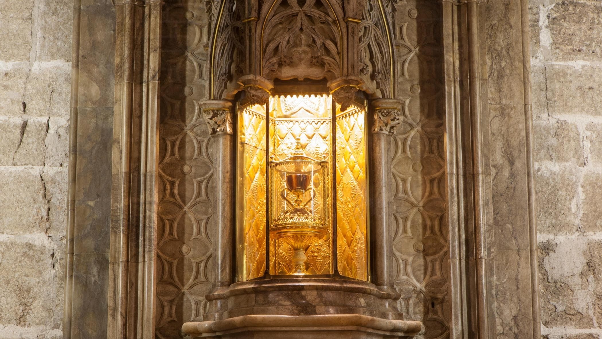 Валенсия открывает свои двери Святому Граалю: году веры и туризма.