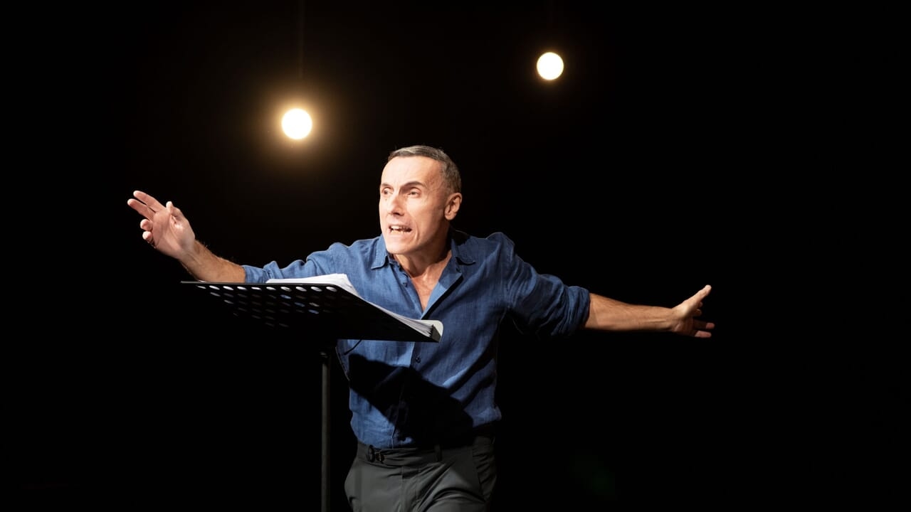 «День, когда мой отец научил меня кататься на велосипеде»: шоу, которое нельзя пропустить в театре «Индия»