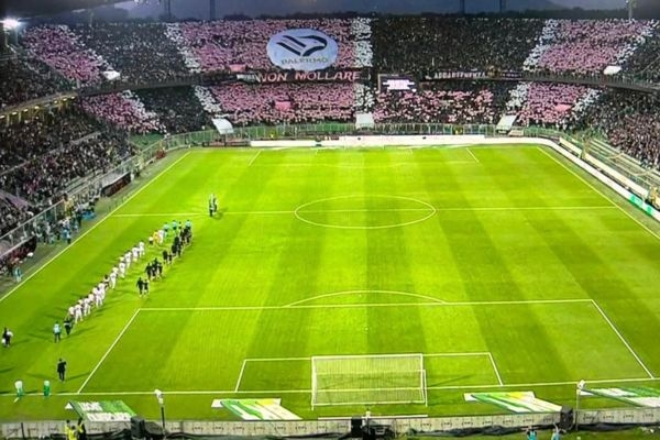 Palermo travolto dal Monza al Barbera 0-3: seconda sconfitta consecutiva per i rosanero