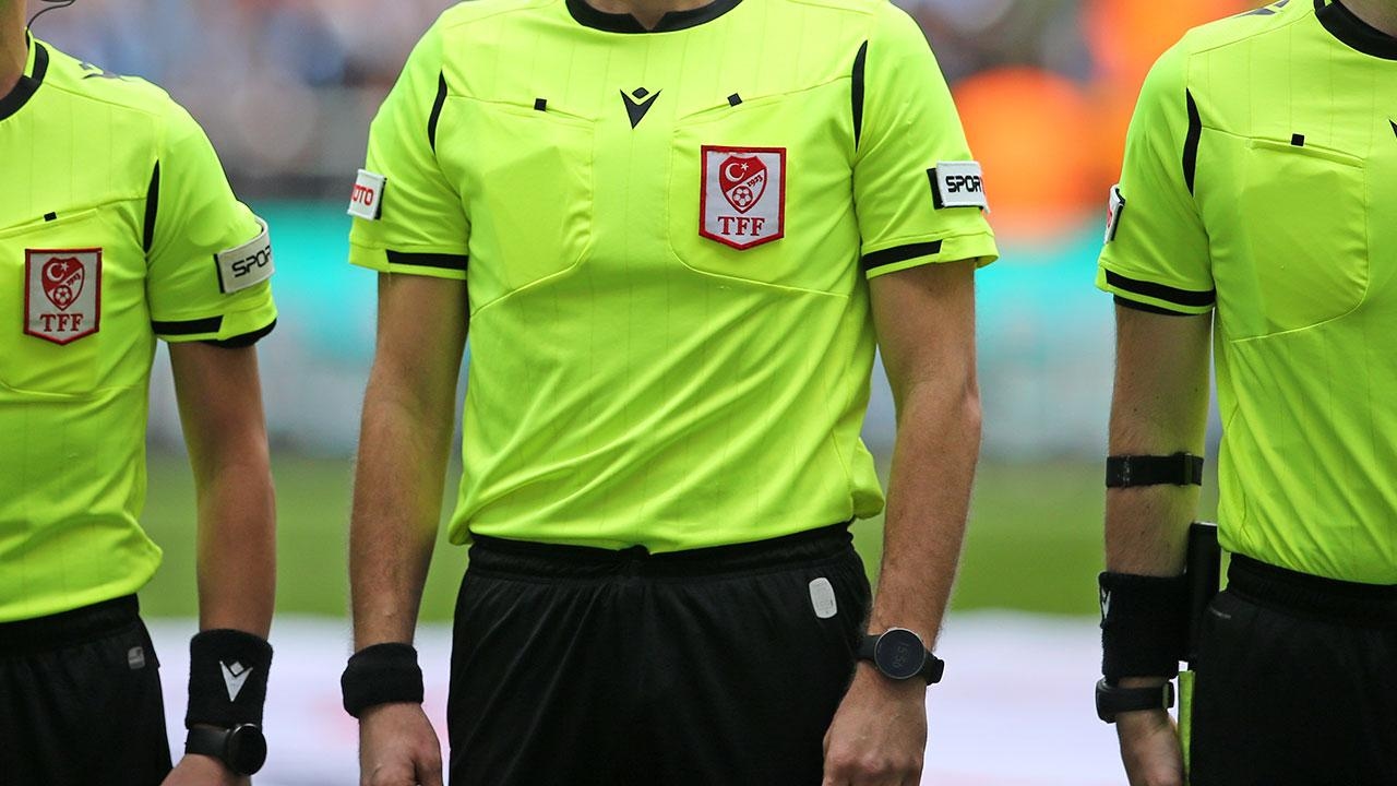 ¡Se anunciaron los nombres de 152 árbitros! ¿Qué partidos arbitraron?