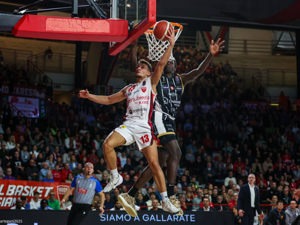 Basketball - Too many players fail, Openjobmetis remains unstoppable - Sports - Varese News